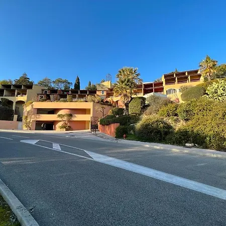 Vue Sur Mer, Piscine, Garage Prive Bormes-les-Mimosas